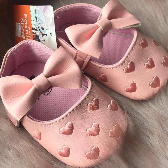 3/$15 Baby infant toddler soft soled shoes - Picture 4 of 8